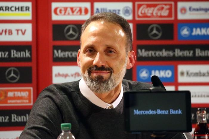 مدرب شتوتغارت : سنقاتل للفوز على بايرن ميونيخ En2FXZ0WEAU7U5g