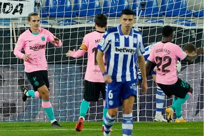 تشكيل برشلونة الرسمي  لمواجهة دينامو كييف مباراة-برشلونة-وديبورتيفو-آلافيس-1280x720