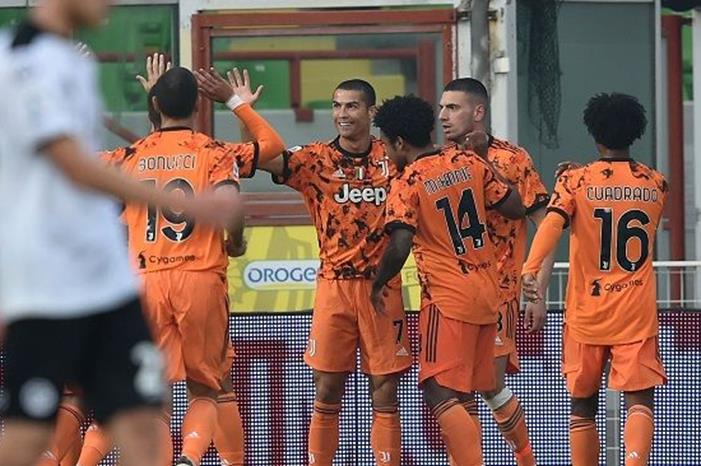 GettyImages-1229399415-1-1