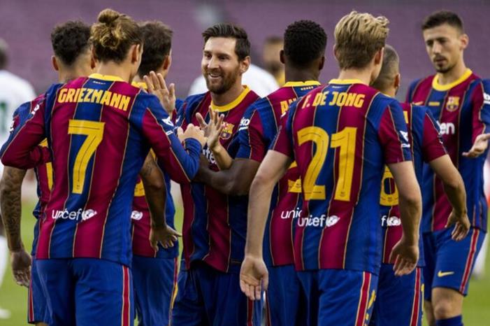 mini__V7A7821-2-800x500 (1)