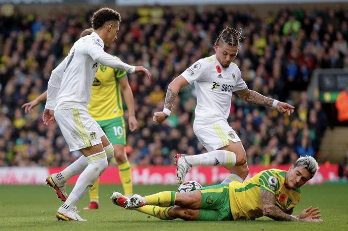 325806-FDCW7dBXIAUEIL4