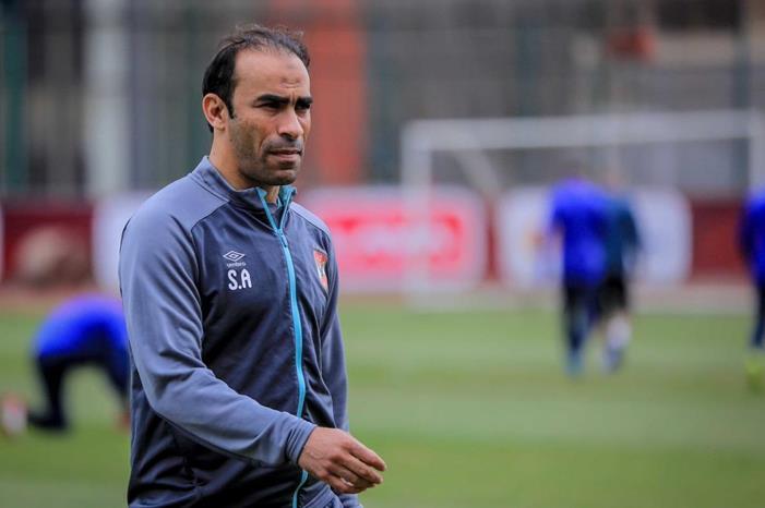 عبدالحفيظ يدافع عن موسيماني ويتمنى ضم ثلاثي الزمالك EDfteJBXoAMLk6D