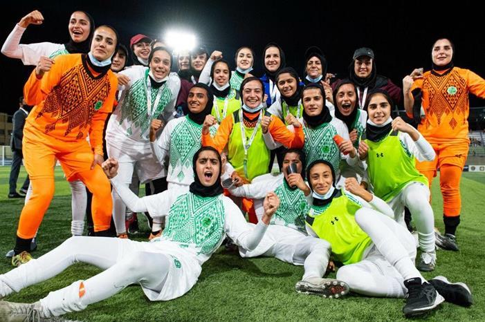 الإيرانية تشاترينور لاعبة شهرداري تتطلع للمزيد من النجاح Shahrdari--Sree-Gokulam-Kerala