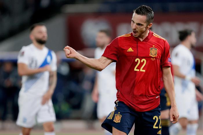 1372368-اليونان-ضد-إسبانيا-(1)