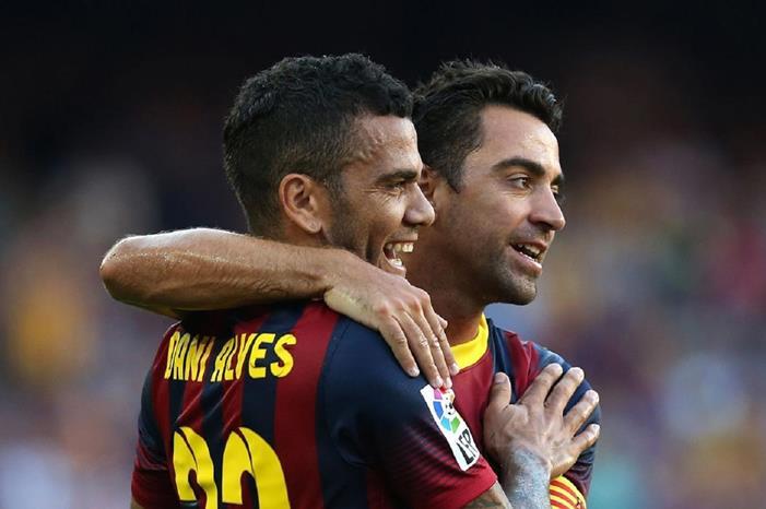 داني ألفيس قد يبقى مع برشلونة حتى يبلغ 40 عامًا TRT