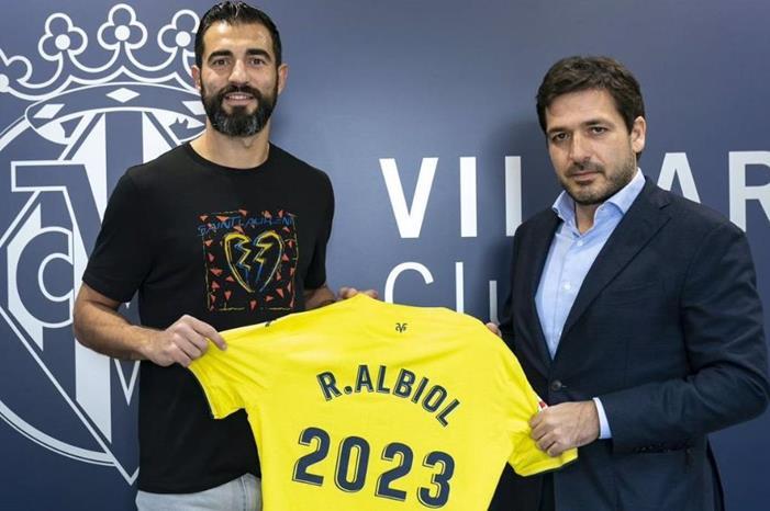فياريال يعلن تجديد عقد راؤول ألبيول حتى عام 2023 fotonoticia_20211112105726_1200