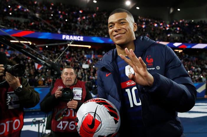 مبابي يتحدث عن مستقبله مع باريس سان جيرمان Kylian-Mbappé