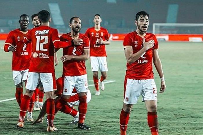 الأهلي يسخر من تعاقد أياكس الهولندي مع أكرم توفيق 20201228232703_000A3642-2-5fea4056a9f06