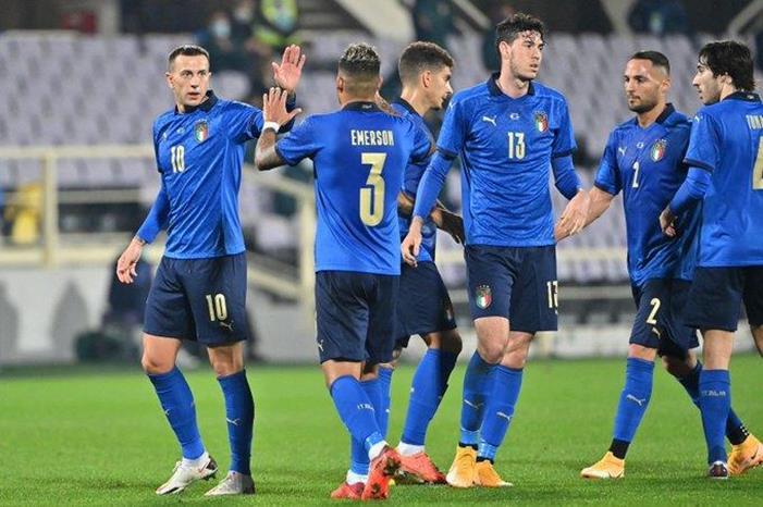 غيابات كثيرة ،، التشكيل المتوقع لإيطاليا في مواجهة الوصول لكأس العالم FEOfZXWXIAUeWgr