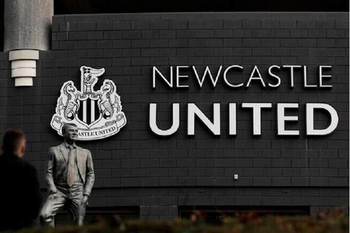 إصابة مدرب نيوكاسل بفيروس كورونا 61980dd34236047795122ddc