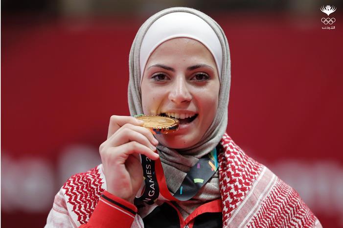 جوليانا_الصادق_،_لحظة_تتويجها_بالميدالية_الذهبية_في_آسياد_إندونيسيا_٢٠١٨