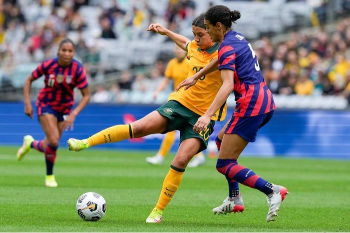 Australia_United_States_Soccer_80414