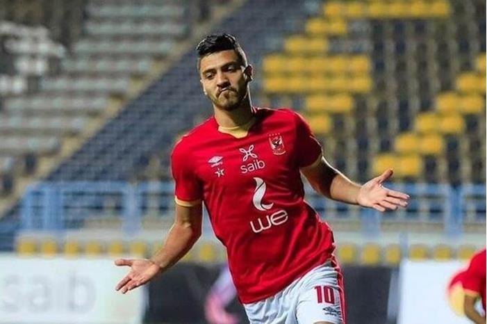 مهاجم الأهلي يزاحم هدافي العالم في قائمة الأفضل 6180d63c42360418994302c5