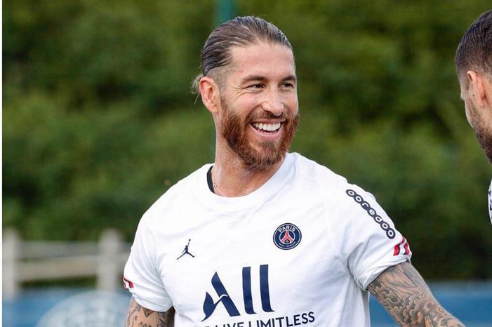 راموس يعود للتدريبات الجماعية الأسبوع المقبل E6ktqJQXMAMPJ9s