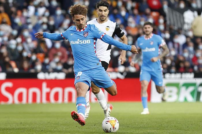 سيناريو برشلونة وسيلتا فيغو يتكرر مجددا مع أتلتيكو مدريد FDmw1SmXoAEvpAo