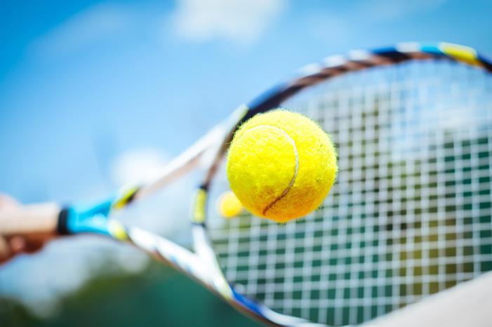 tennis-yellow-ball-racket-tennis-sports-concepts-4k