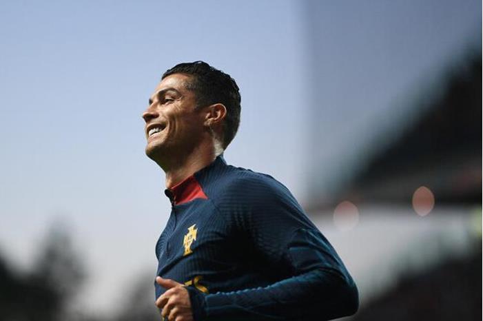 ماذا قال رونالدو بعد إعلان قائمة البرتغال المشاركة بالمونديال؟ 636e17cd4c59b738ed5c8b2f