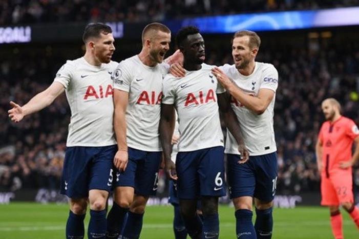 202112072042-main.cropped_1638884570