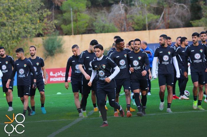 جمهور كرة القدم يترقب مباراة المنتخب الوطني وإسبانيا ef36ebd2-dd97-4d26-ada1-78298f4e261e