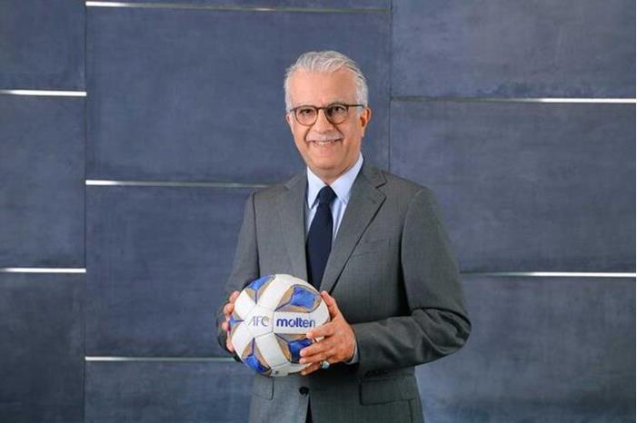 الشيخ سلمان يعرب عن أمنيات التوفيق لمنتخبات وحكام قارة آسيا في قطر 2022 637379e74236046187483faa