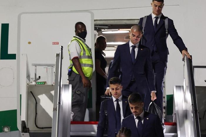 جماهير البرتغال تستقبل منتخبها في قطر 230982Image1-1180x677_d