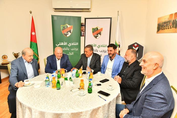 شخصيات سياسية ورياضية تدعو للتحلي بالروح الرياضية ونبذ فوضى الملاعب 1668876357855