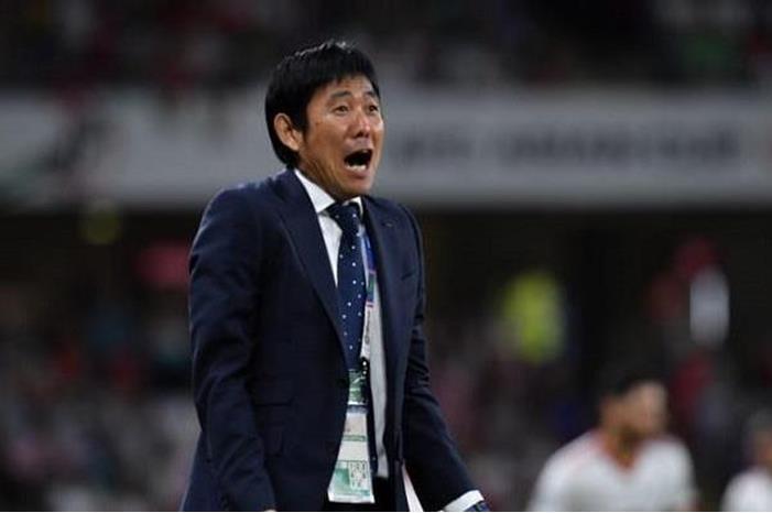 99-225441-japan-coach-praises-fighting-spirit-of-players_700x400