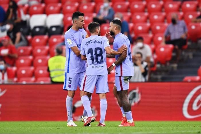 نجم برشلونة يطلب فسخ عقده main_image636bb9179b21d