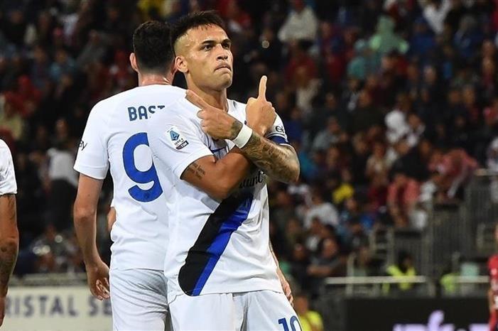 لاوتارو لاعب الشهر في الدوري الإيطالي 2023111020493780892