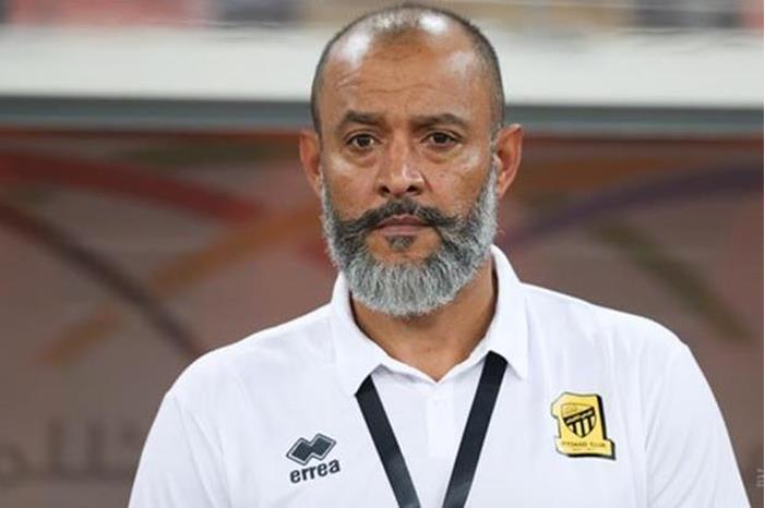 إقالة سانتو تكلف اتحاد جدة 4 ملايين يورو large