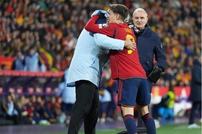 بيان صادم من برشلونة بشأن جافي اغاغاغااغاغاغ