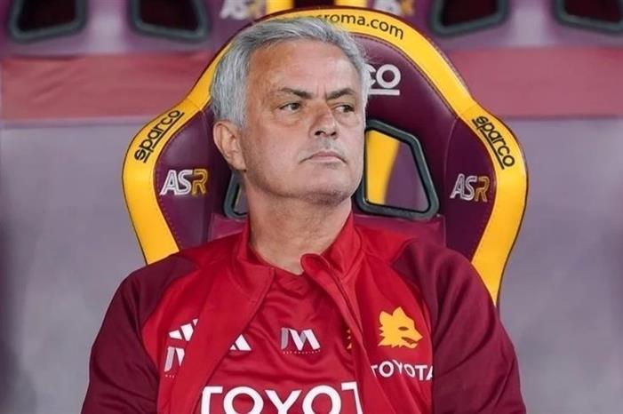 مورينيو على رادار نيوكاسل 20231120121251309P1