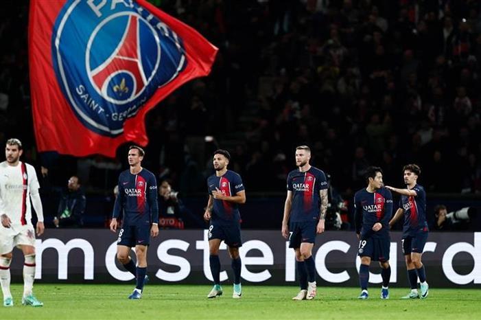 يويفا يغرم سان جيرمان 98 ألف يورو 20231122184919441EV