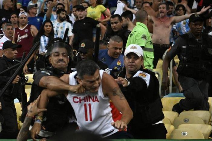 655f11e8423604343d6c4256