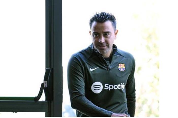 كرسي تشافي يترنح في برشلونة 5555