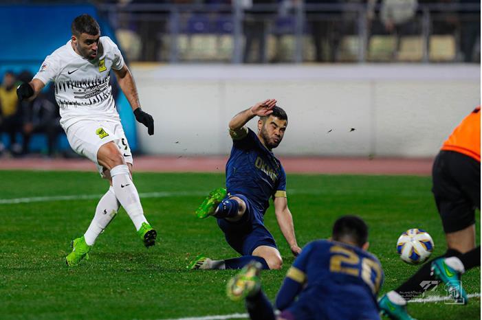 ثنائية حمدالله تعبر باتحاد جدة لثمن نهائي أبطال آسيا F_9Q5guWkAAEH0M