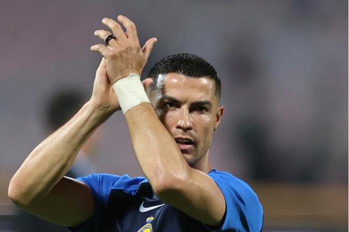 كريستيانو يفتتح متحف "هذه قصتي" في الرياض 656420144c59b77b862581d3 (1)