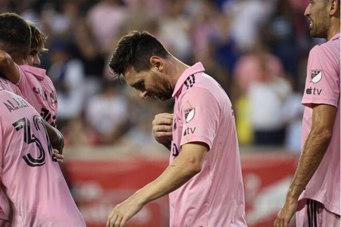 استبعاد ميسي من التشكيلة المثالية للدوري الأمريكي 6566dc674c59b7286103493c