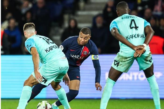 epa_soccer_2023-11_2023-11-03_2023-11-03-10956831_epa