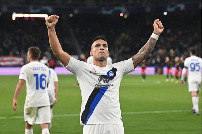 إنتر يكرر إنجازا غائبا منذ 18 عاما بدوري الأبطال 654c87dc4236046e0f5de71a