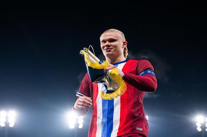 673736c44c59b77b1808d42d