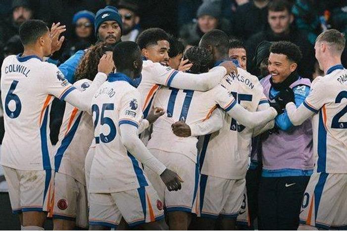 main_image6741f7feed477