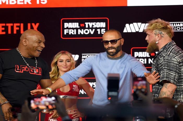 672f1d8d4c59b76f9817212a