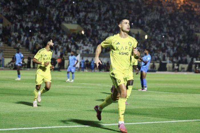 Cristiano-Ronaldo-8-e1762860643402