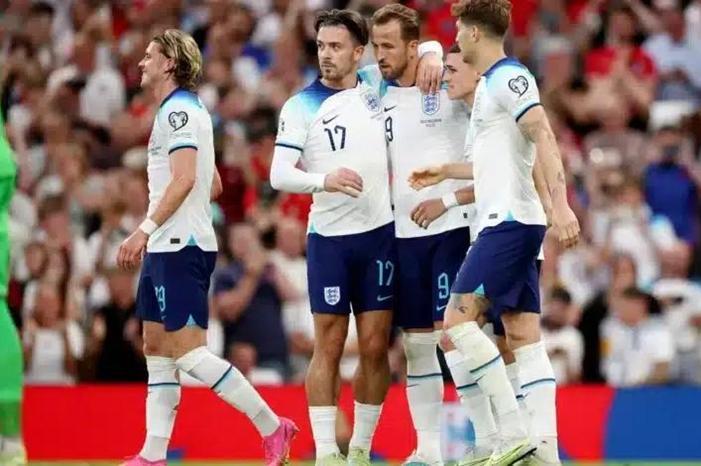 1946b6f4-a0b1-4a65-89d7-1809e3a3b4b3