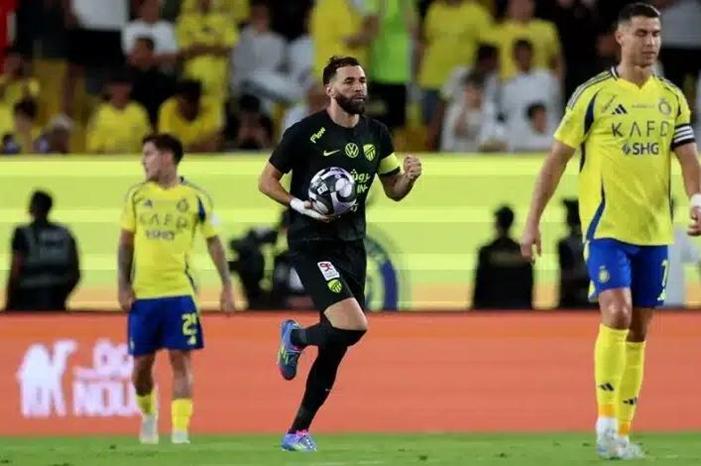 4f933530-c990-4147-a380-02061e9ebf97