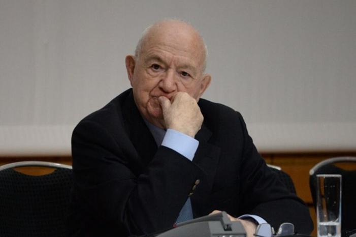 692490cb4c59b7376800f4b3