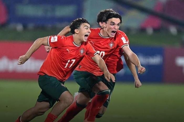 6924b6df4236045f9a61405b