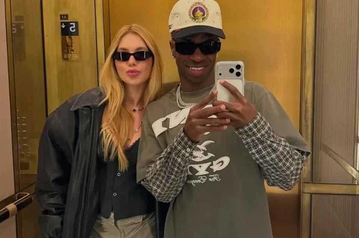 e32b0083-8f5d-4c32-b29e-4ca4b0133904