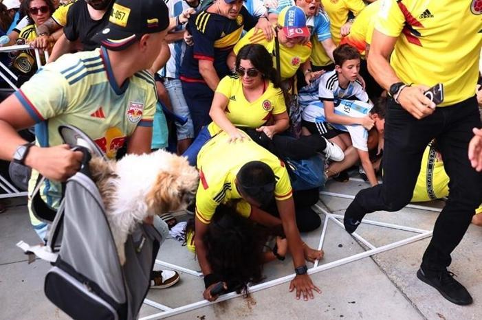 692580954c59b71d900b3ecc